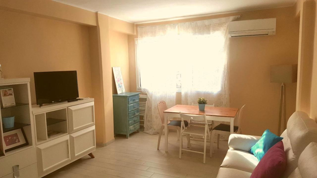 Apartamento Vialia Málaga Esterno foto